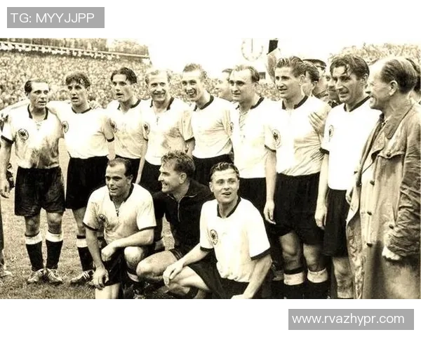 揭开足球明星的真实身份探索他们鲜为人知的原名与背后的故事 揭开足球明星的真实身份探索他们鲜为人知的原名与背后的故事